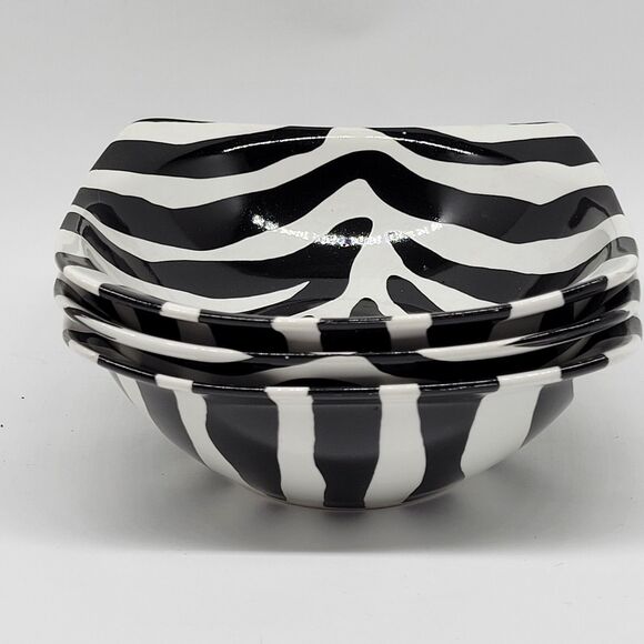 222 Fifth Zebra Black And White 6" W X 2"T Bowls Set of 3 GUC READ DESC - Picture 9 of 9
